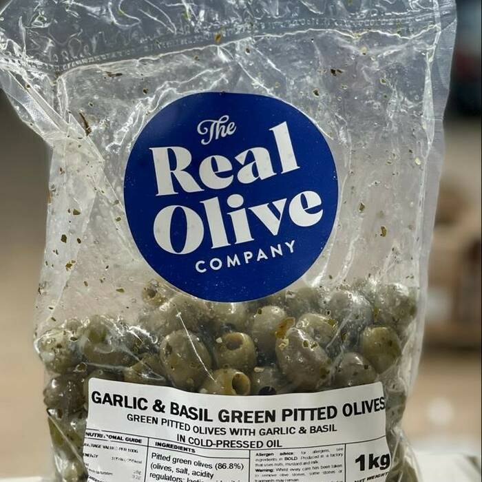 Garlic and Basil Olives (1kg)